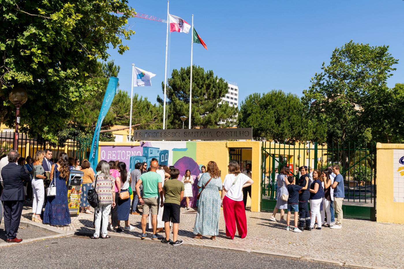 3.Escola_secundaria_professor_santana_castilho.jpg