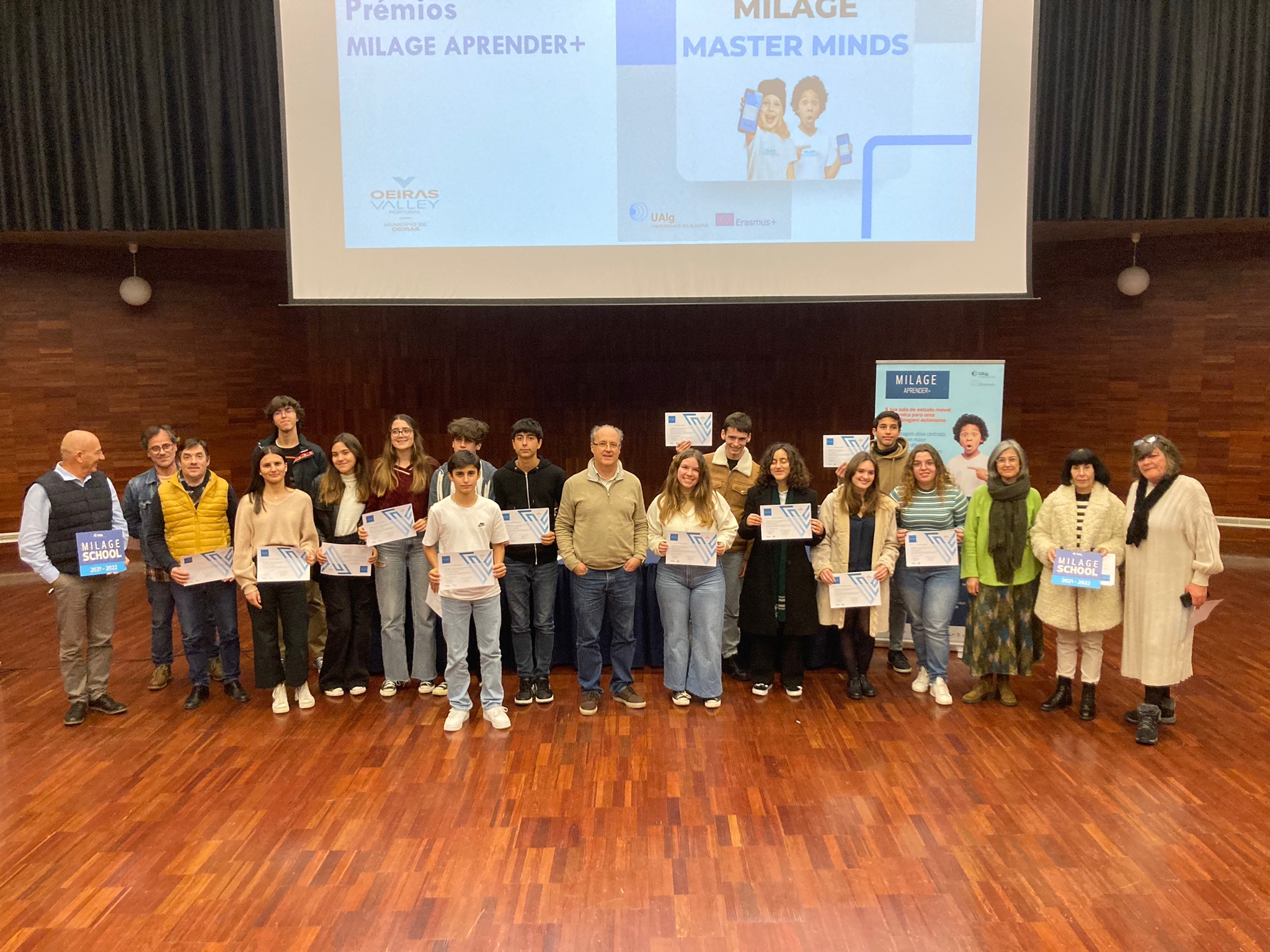 Município de Oeiras entrega prémios MILAGE Aprender + a alunos da EBS Aquilino Ribeiro e ES Luís de Freitas Branco 