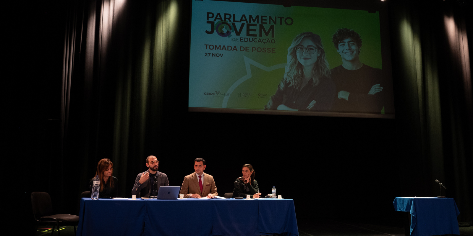 Parlamento Jovem.png