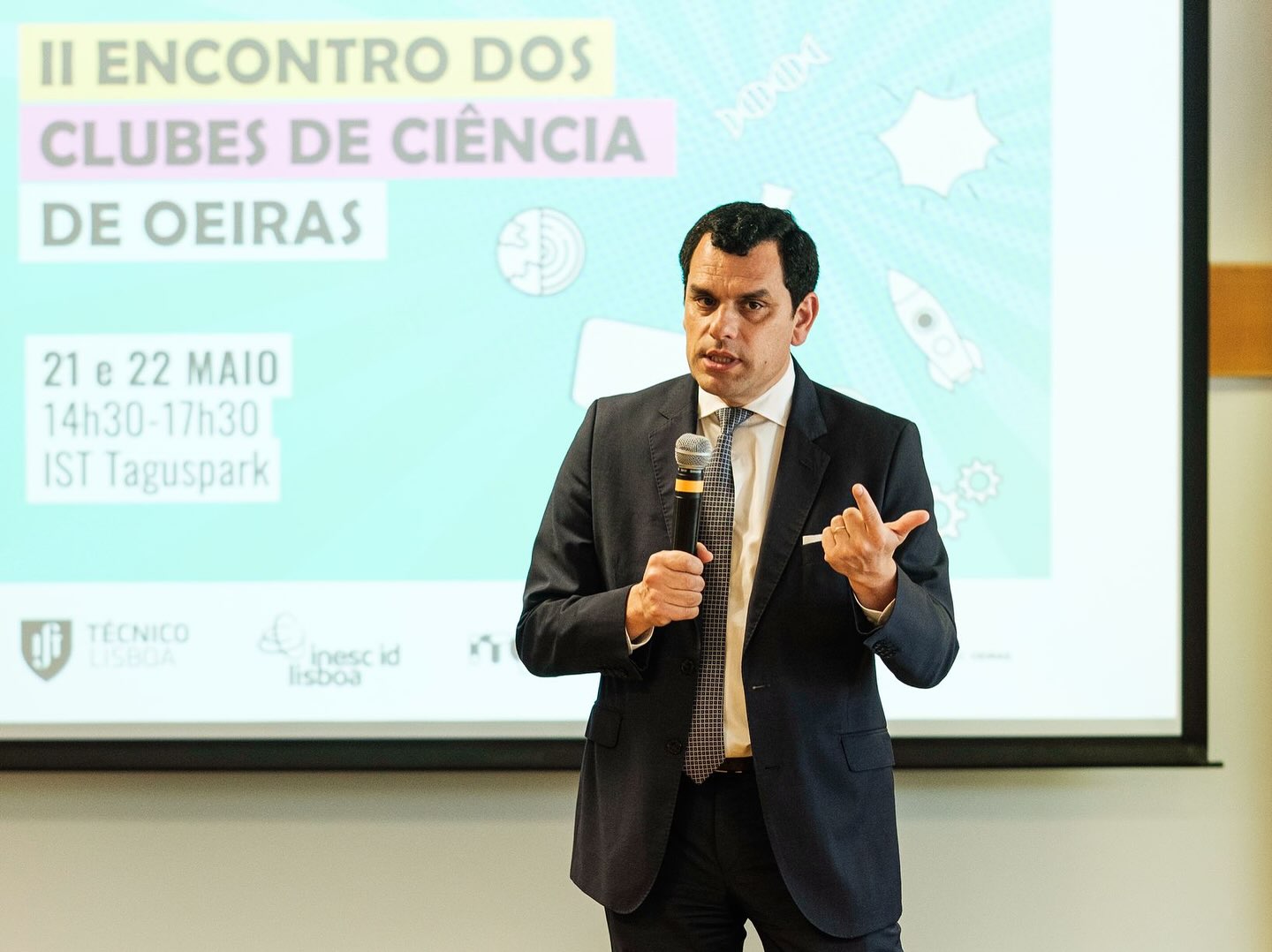 clubes de ciencia AE.jpg